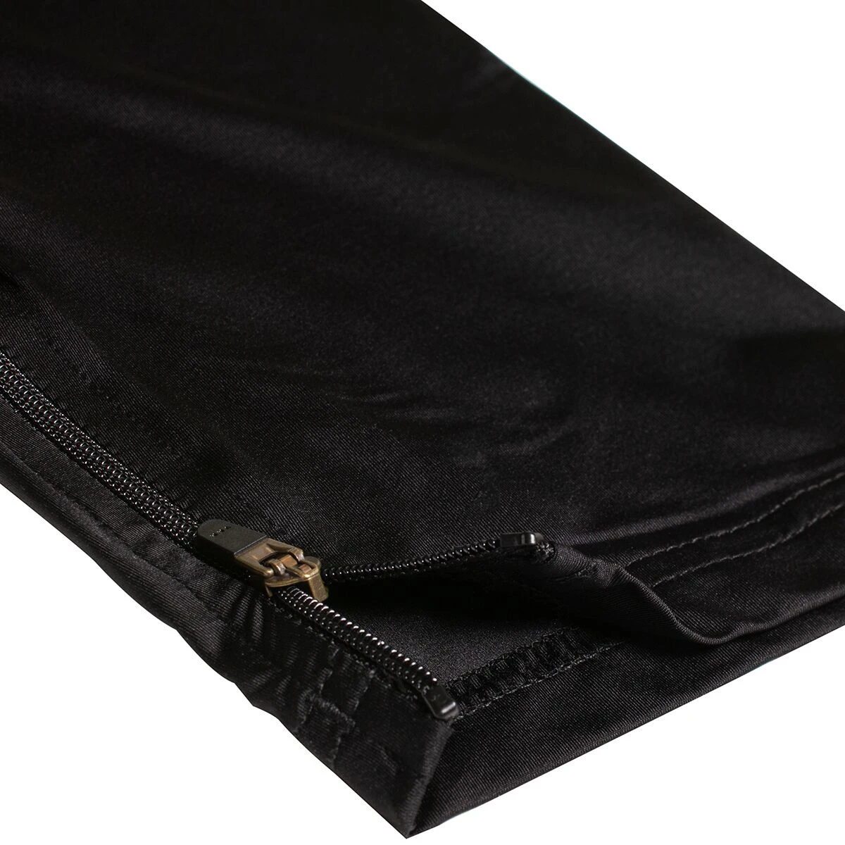 Castelli UPF 50+ Light Leg Sleeves 5 Castelli UPF 50+ Light Leg Sleeves - Image 3